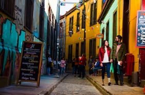 Chile Viajero, escucha el nuevo podcast conducido por Rodrigo Guendelman