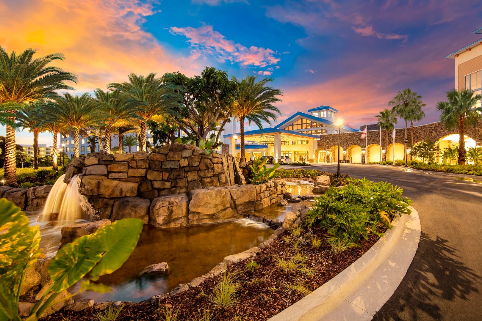 Inspiración en el Caribe y transporte a los parques temáticos: así es Loews Sapphire Falls Resort en Universal Orlando Resort