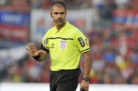 Éber Aquino y su labor en el Uruguay vs. Chile: “Muy conforme con el trabajo”