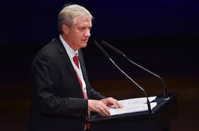 Foro Madrid divide a la derecha y sectores del oficialismo piden que Kast se reste del encuentro