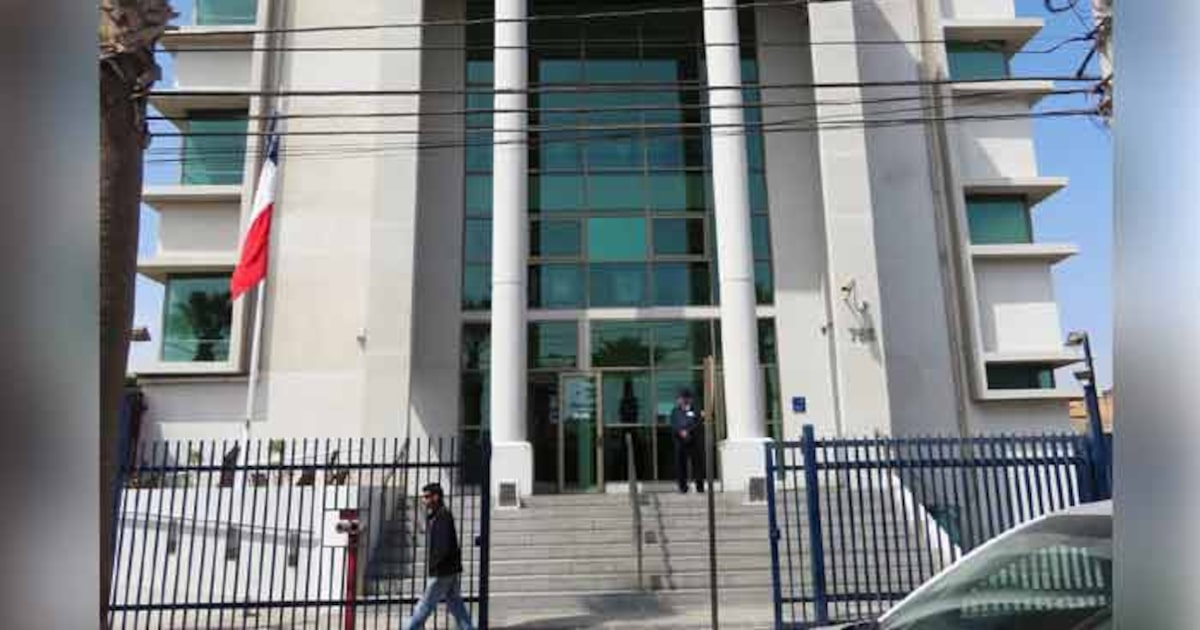 Tres sujetos vinculados a Los Gallegos formalizados por planear atentados en Arica Tres sujetos vinculados a Los Gallegos formalizados por planear atentados en Arica