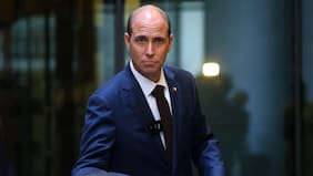 Tras exposición ante el Senado y ajuste de subsecretarios: ministro Arrau se despliega en Macul para nuevo operativo policial