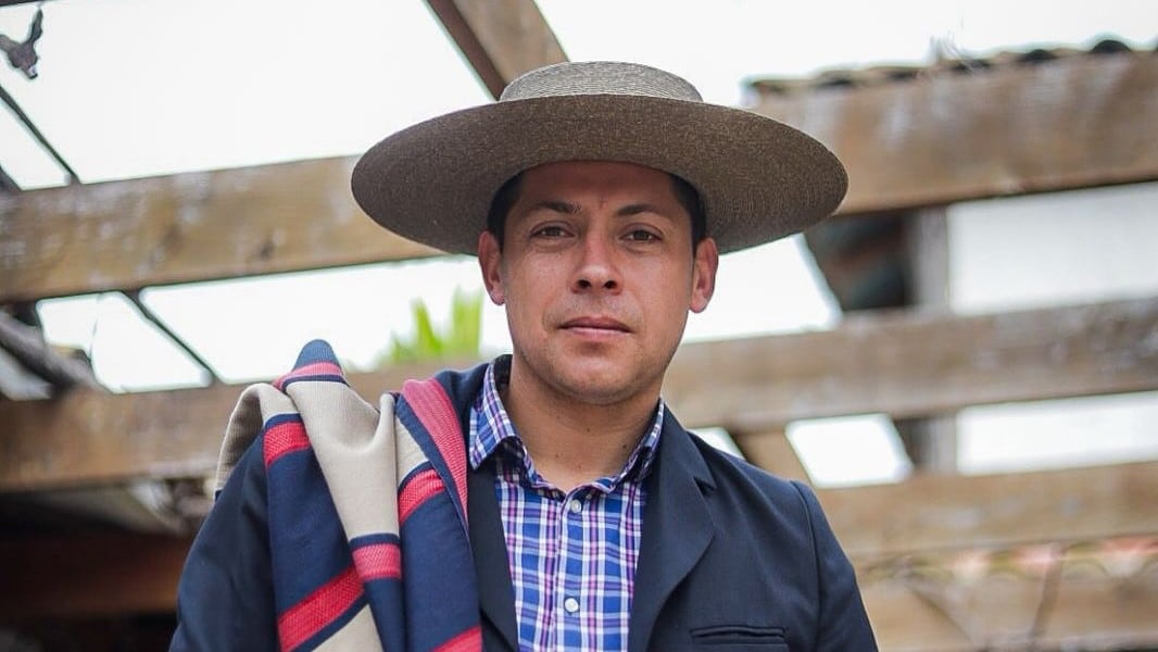 Alcalde de Vichuquén destituido por usar vehículo fiscal bajo los efectos del alcohol