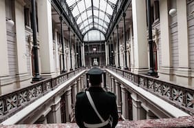 ¿Tienen los jueces que volver al trabajo presencial? Virus que afectó a sistema informático del Poder Judicial reactiva debate