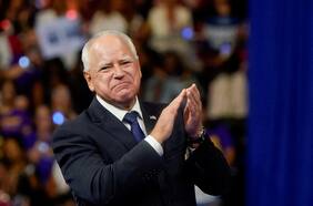 “#TamponTim”: Cómo los republicanos están atacando a Tim Walz por su política de productos menstruales