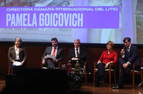 Agilizar proyectos y otorgar certeza a inversionistas: las propuestas de los candidatos en foro sobre los desafíos de la minería