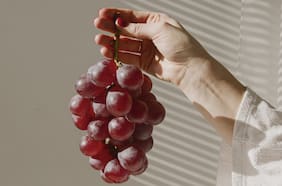 Por qué en Año Nuevo se comen 12 uvas y qué significa