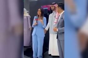 Robot humanoide impulsado por inteligencia artificial toca inapropiadamente a una periodista