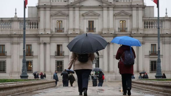 ¿Cuándo vuelve la lluvia en Santiago? Esto dice un meteorólogo