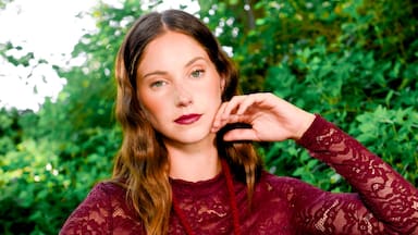 El cranberry ya llegó a Chile, y es el color del año