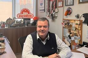 Dueño de panadería y pastelería Paradiso tras cierre de siete locales en el centro de Santiago: “Es triste tener que irte de donde naciste”