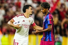 Con Raphinha en llamas: el implacable Barcelona remonta y reduce al Sevilla de Gabriel Suazo
