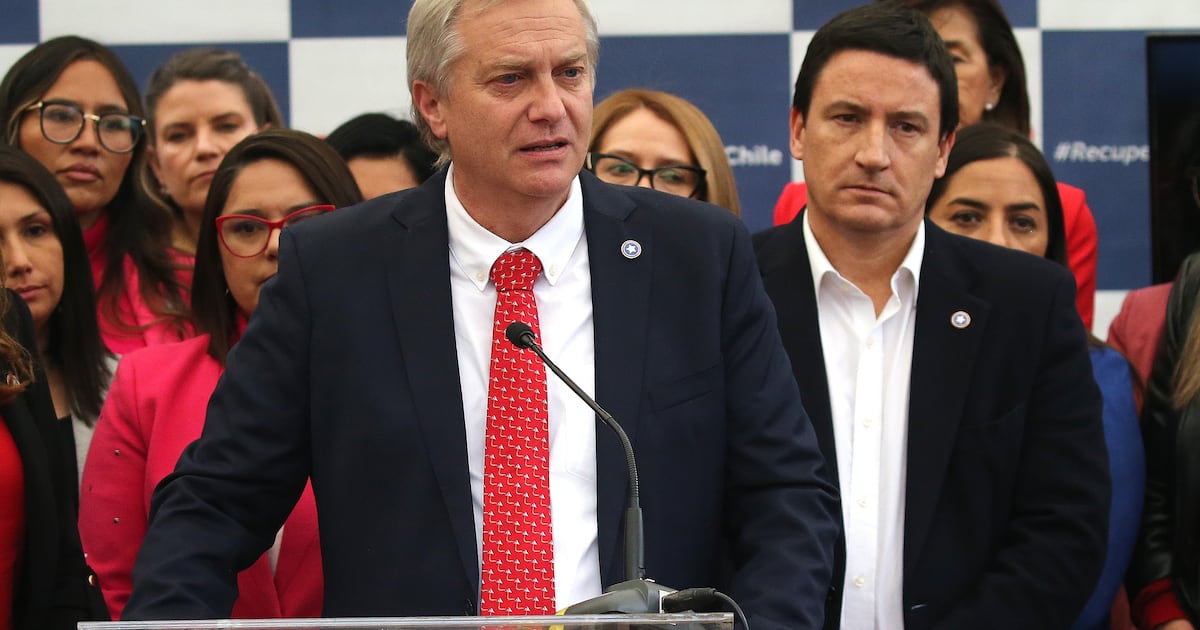 La campaña de Kast se afianza con Squella como estratega: un juego de poder y tensiones internas