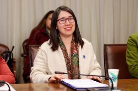 Carolina Tello (FA): “Con la ministra Tohá no se genera la misma convocatoria o transversalidad que con Bachelet”