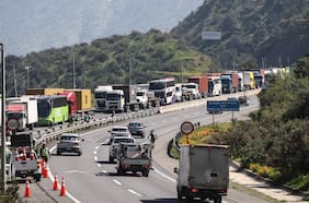 Más de 400 mil vehículos ya han salido de Santiago y MOP prepara operativo para el fin de semana largo de Fiestas Patrias