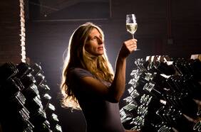 Alquimia femenina: vinos chilenos con perfume de mujer