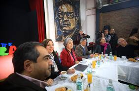 Partidos oficialistas inician difícil tarea para calzar más de 400 cupos en una lista única de 183 candidatos a diputados