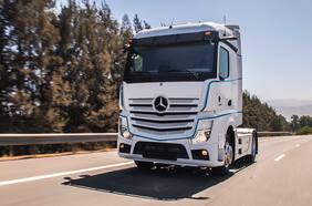 Mercedes-Benz Actros: debuta en Chile el primer tractocamión sin espejos retrovisores