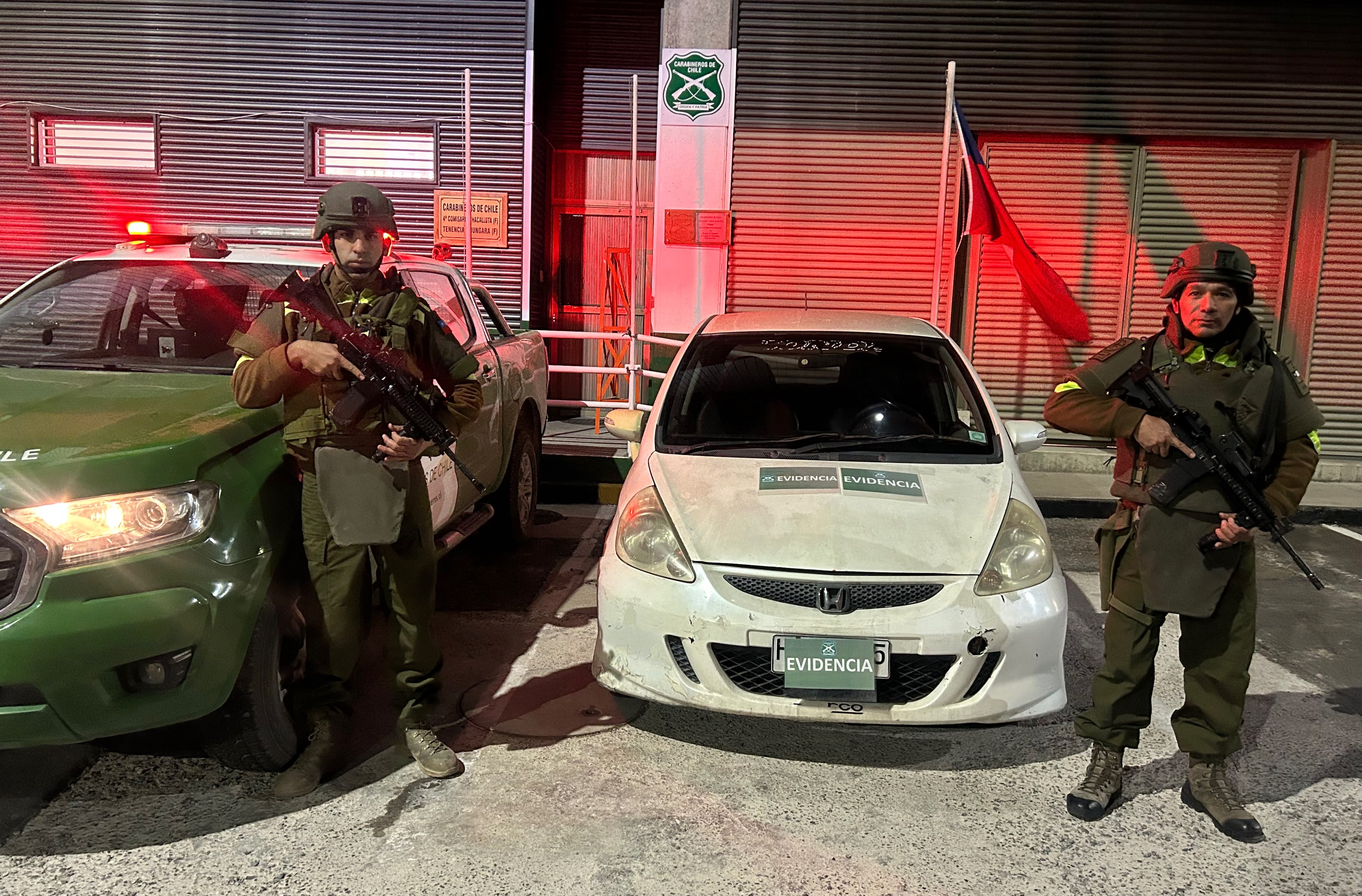 Carabineros concreta tres detenciones en la Región de Arica y Parinacota por contrabando de vehículos