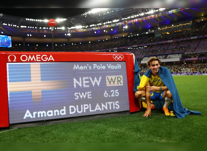 Athletics - Men's Pole Vault Final