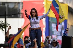 María Corina Machado acusa secuestro tras marcha en Venezuela, mientras el chavismo apunta a un montaje