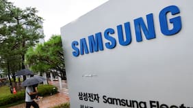 Samsung sufre dura caída en bolsa pese a que sus utilidades saltaron 1.800%