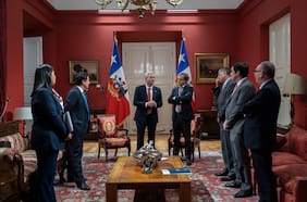 Kast instruye “plan de emergencia laboral” a corto plazo y partidos oficialistas comprometen apoyo para acelerar medidas