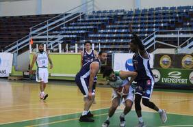 El Covid otra vez golpea al básquetbol: se suspenden los duelos entre Puerto Montt y Las Ánimas