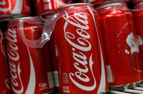 El nuevo ingrediente que cambiará el sabor de la Coca-Cola, tras el pedido de Trump