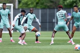 Encontrón en Panamá: Cecilio Waterman casi se va a los golpes con un compañero previo al duelo ante Inglaterra