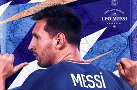 La pelota siempre al 30: Messi posa con su nueva dorsal como la gran estrella del PSG