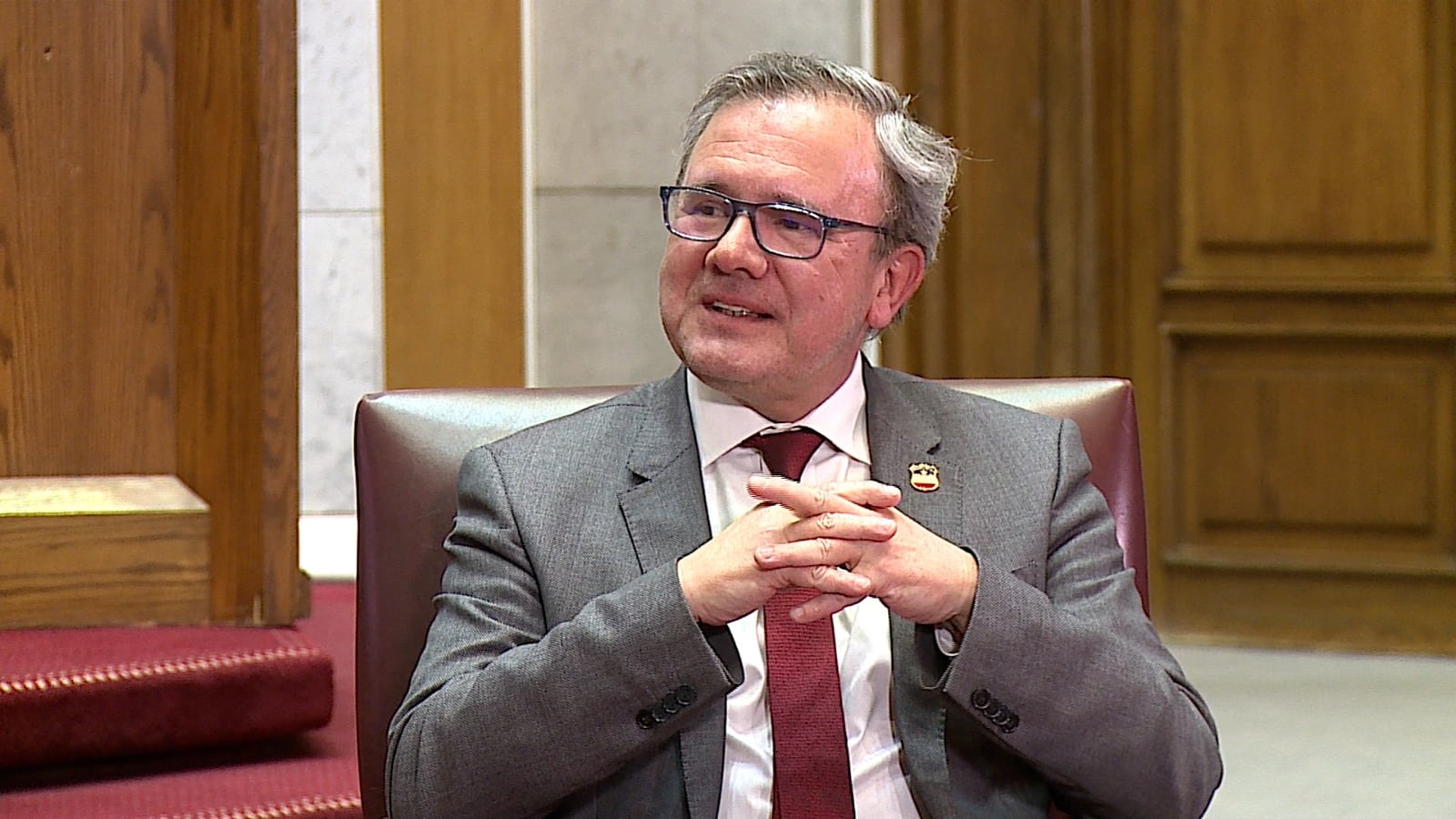 Senador Sanhueza defiende salida de subsecretarios de Seguridad: "Lo que busca el ministro Arrau es un equipo con más confianza"