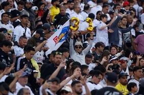 Con un 15% de descuento para renovación y socios del Club Social: Colo Colo lanza los abonos para la temporada 2023