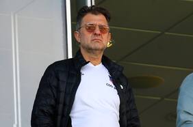 El escándalo de las licencias de conducir irregulares toca a la dirigencia de Colo Colo: Aníbal Mosa figura entre los imputados