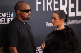 Kanye West defiende el desnudo de su esposa Bianca Censori en los Grammy