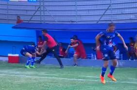 César Farías arriesga un año de suspensión por agredir a dos jugadores: “Reaccioné porque me atropellaron”