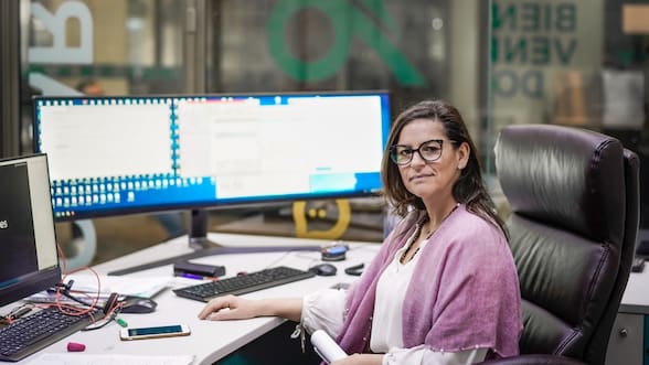 La notaria Valeria Ronchera, al borde de la liquidación, explica en tribunales su mal negocio de cafeterías y la deuda con Primus