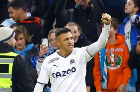 La prensa francesa se rinde ante Alexis Sánchez tras su golazo al Lorient: “Su trabajo es excepcional”