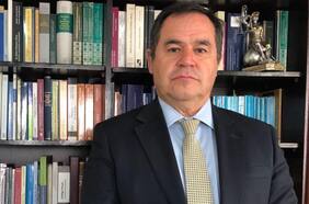 Abogado de víctima de un indultado: “La detective siente que ha sido pasada a llevar con la decisión del Presidente de liberar a quien la atacó”