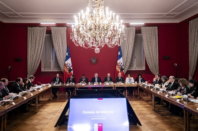 Kast lidera quinto consejo de gabinete: reconoce 100 días "bastante intensos" y pide foco en plan por empleo