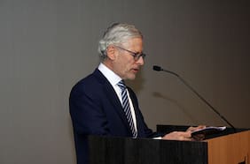 Corte de Santiago declara inadmisible amparo económico del conservador Luis Maldonado y la notaria Linda Bosch