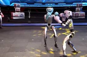 Así fue el primer combate de robots en un campeonato de boxeo en China