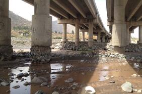 Extracción de áridos: Denuncian que degradación de orillas del río Maipo amenaza consumo de agua de Santiago