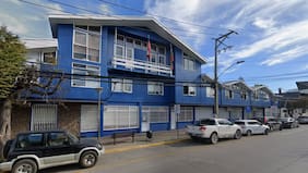 Dos funcionarios detenidos: PDI allana Municipalidad de Coyhaique por investigación de entrega de licencias de conducir