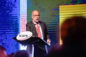 La mirada de Rodrigo Valdés a los desafíos de Chile y los aplausos del empresariado por referirse al sistema de reparto