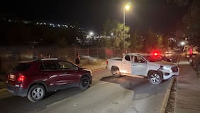 Capturan durante patrullaje preventivo en Peñalolén a dos sujetos con un arma de fuego y elementos para cometer delitos