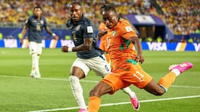 “Ya hablé 10 veces, no me pagan por hacerlo”: el enfado de figura de Costa de Marfil contra la prensa en el Mundial