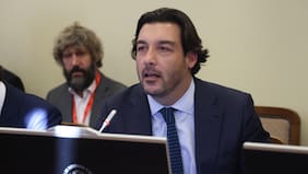 Oposición inaugura temporada de censuras: Leiva (PS) presenta queja contra Araya (republicano) en Comisión de Seguridad