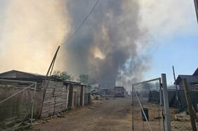 Peñaflor: Solicitan evacuar sectores en Camino a Melipilla por incendio de rápido avance y por su cercanía con viviendas