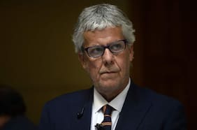 Columna de Nicolás Eyzaguirre: “El esquivo crecimiento y la desglobalización”